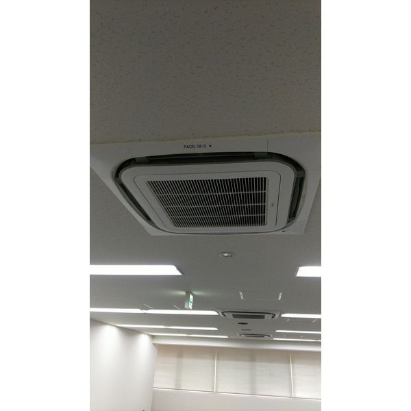 大阪市中央区内本町２丁目の事務所の設備