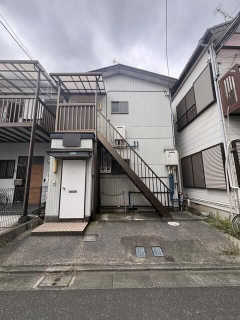 江戸川区篠崎町７丁目のアパートの外観