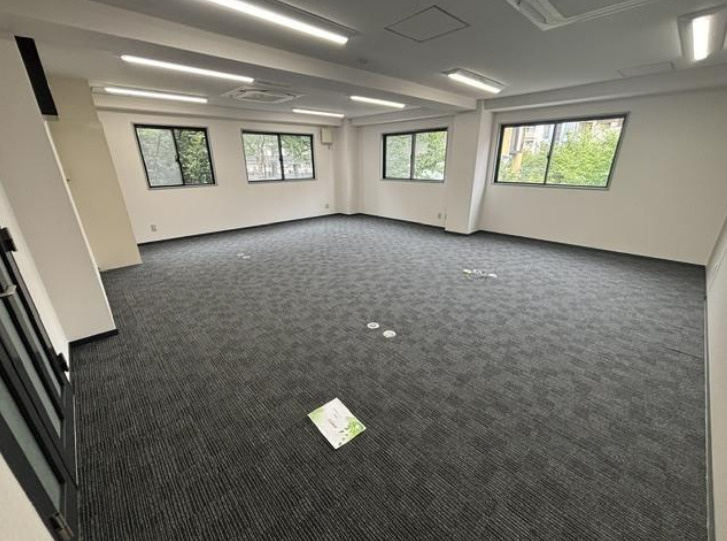 大阪市中央区玉造２丁目の事務所の内装