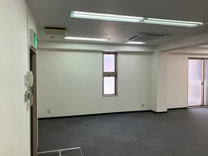 ACN天満橋ビルの内装
