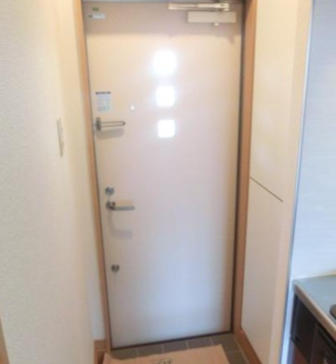 セフィール瑞江の玄関