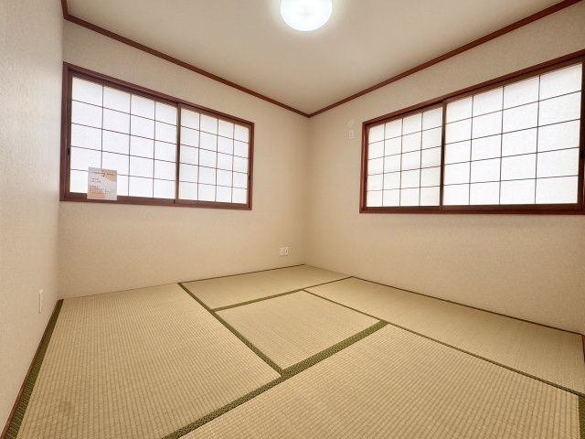 中央区 海老塚町の和室|2階　5.4帖の和室になります。落ち着く雰囲気でゆったり過ごせます。