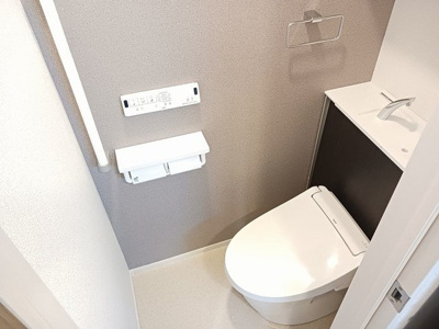 【トイレ】 | リベルタ美園 | コンパクトで使いやすいトイレです
