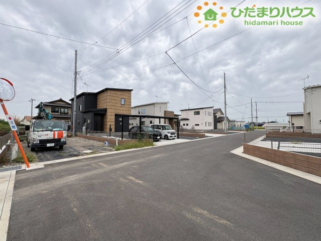 羽生市加羽ケ崎　第1　新築一戸建て　クレイドルガーデン　01の前面道路含む現地写真