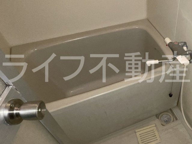 鴻池クレストの浴室|日々の疲れを癒すお風呂付です