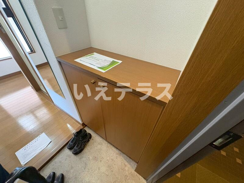 アランチァ花隈の玄関