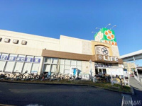 ライフ扇大橋駅前店まで811m