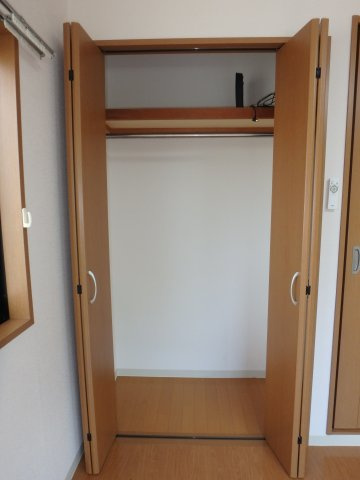 白金ビルの収納