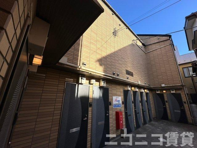 足立区西綾瀬３丁目のアパートの外観