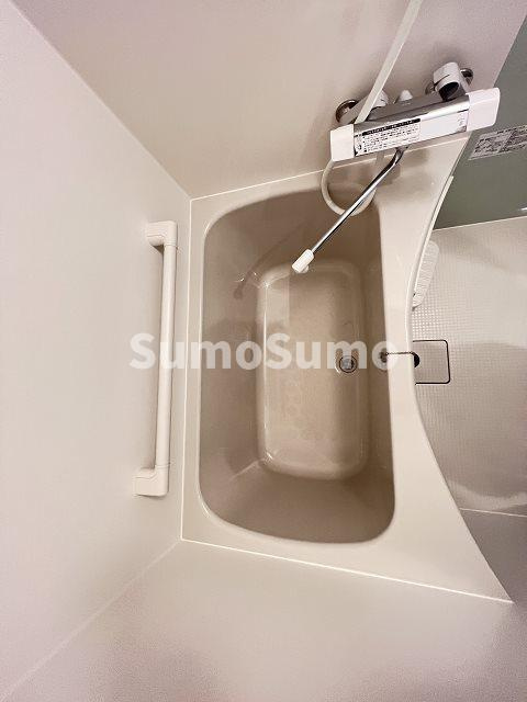 クレイノフローラ西長洲の浴室|コンパクトで使いやすいお風呂です