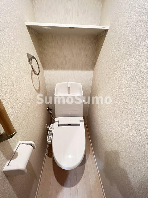 クレイノフローラ西長洲のトイレ|ゆったりとした空間のトイレです