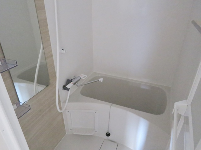 モンテリオ新小岩の浴室|オシャレなバスルーム♪バス・トイレが別です。
