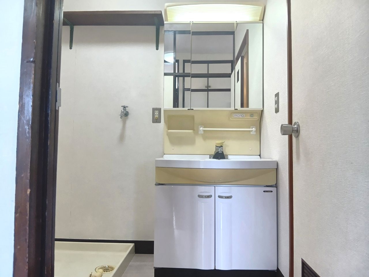 高知市百石町２丁目の賃貸マンションの独立洗面台|独立洗面台、朝の身支度には欠かせません