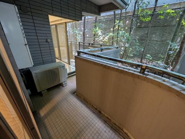 【バルコニー】 | ラスターハウス