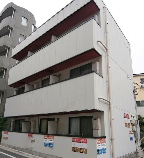 ストロベリーハイツの外観