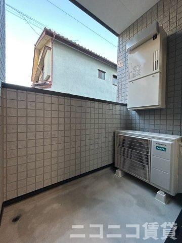 足立区栗原３丁目のアパートのバルコニー|別号室イメージの為、現状を優先致します。