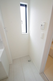 【内観：施工例】 | 【仲介手数料無料！！】多摩市百草　新築戸建て（全1棟）A号棟　4390万円