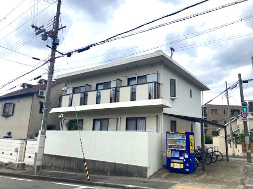 レジデンス西岡本1の外観