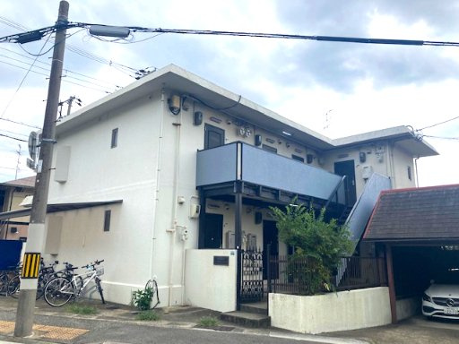 レジデンス西岡本1の外観