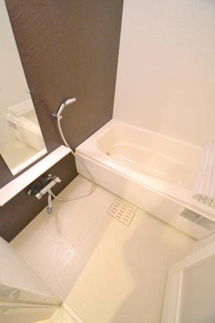 MDIシエルコンティーレ曽根北町の浴室