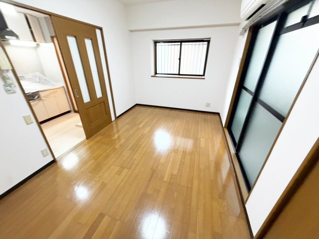 アンフィニVの洋室