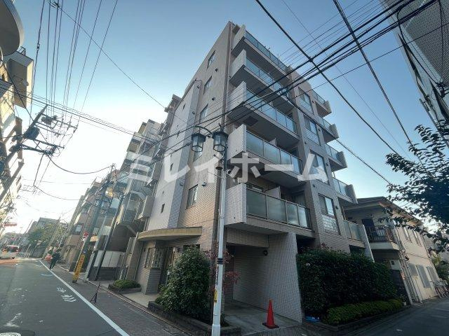 パピエ・レイの外観