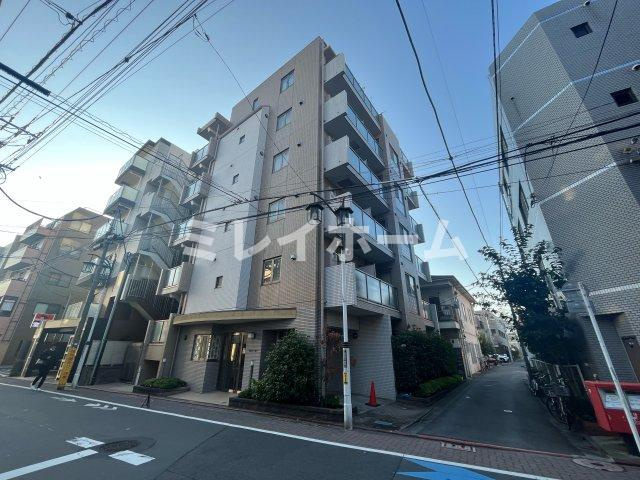 パピエ・レイの外観