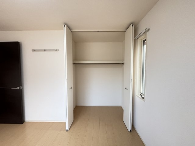 ジーニスの収納|イメージ103号室の写真（反転あり）