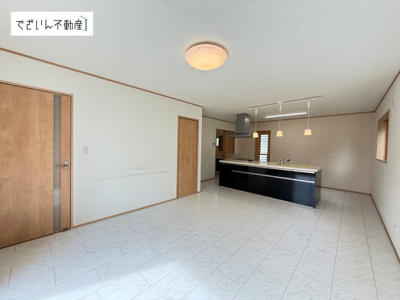 【居間・リビング】 | 羽生市下川崎　中古住宅   | 現地(2026年9月撮影)