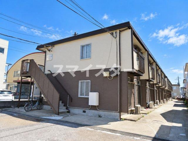 モンテベルテくぬぎ山A棟の外観