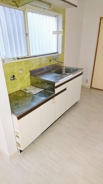 相模原市緑区相原２丁目のアパートのキッチン