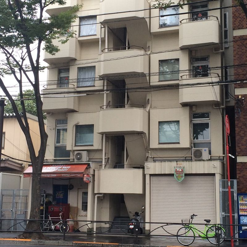 第２大松ビルの外観
