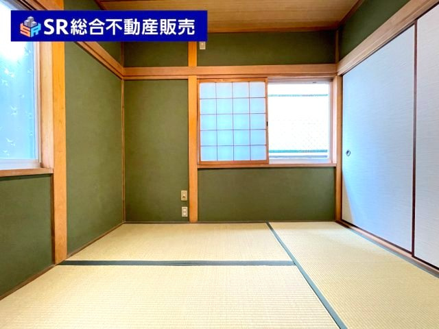 東石切町2丁目中古戸建の和室|2F4.5帖和室。全室2面採光です！和室があるとほっこりします♪