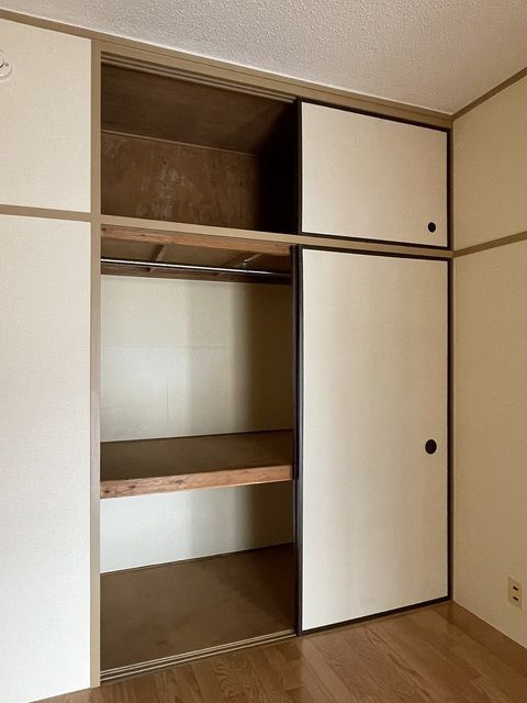 山口マンションの収納|小物を収納するのに便利です
