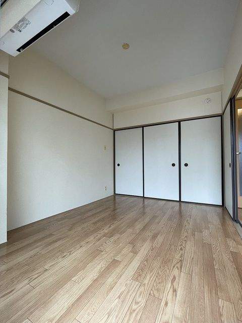 山口マンションの洋室|スタンダードな洋室です