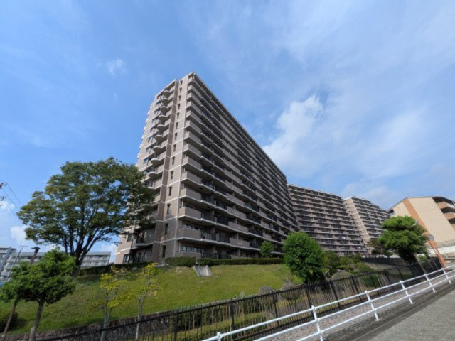桃花台パークヒルズ五番館