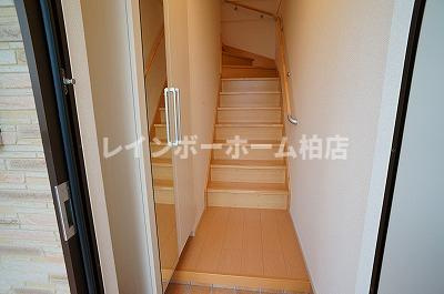 特典：仲介手数料が50％OFFです‼の玄関|毎日通る玄関はこちらです