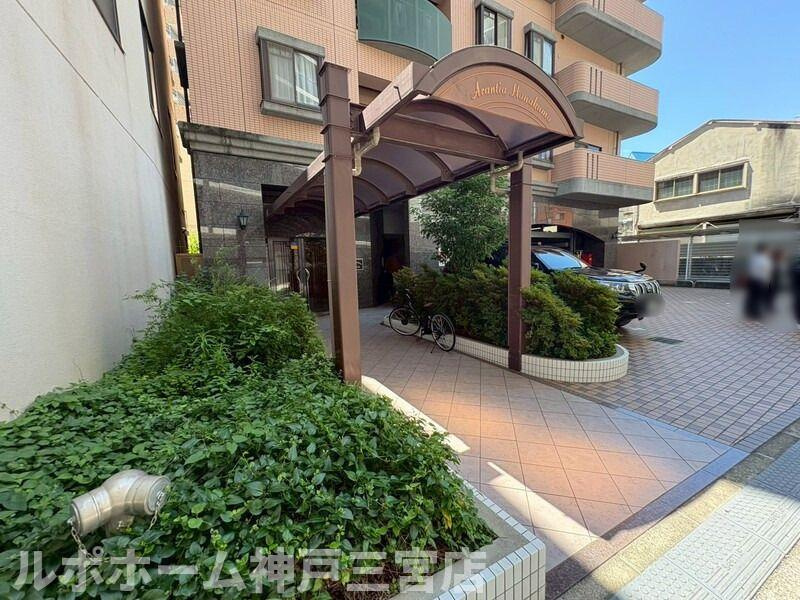 アランチァ花隈のエントランス