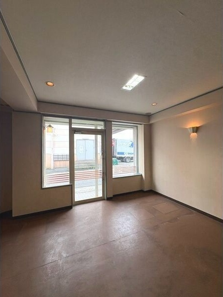 シャトレコジマの内装