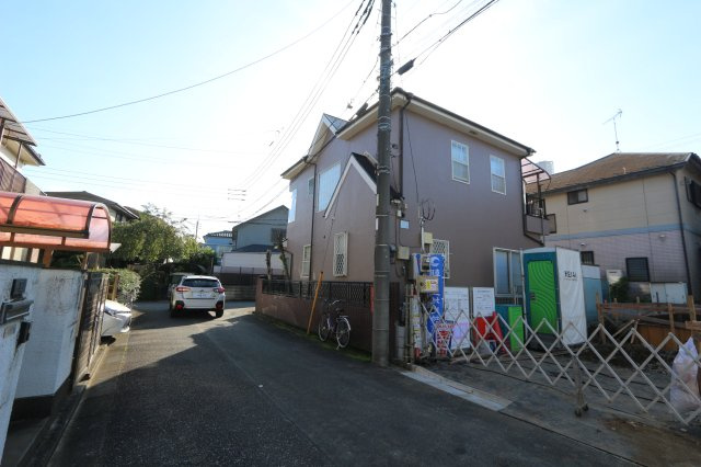 【KIS】小平市小川町15期の外観|床暖房完備のLDK♪足元からぽかぽか温まるリビング床暖房は快適です！