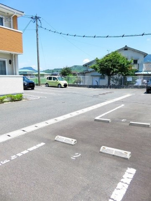 【駐車場】 | ジュネス・ベル