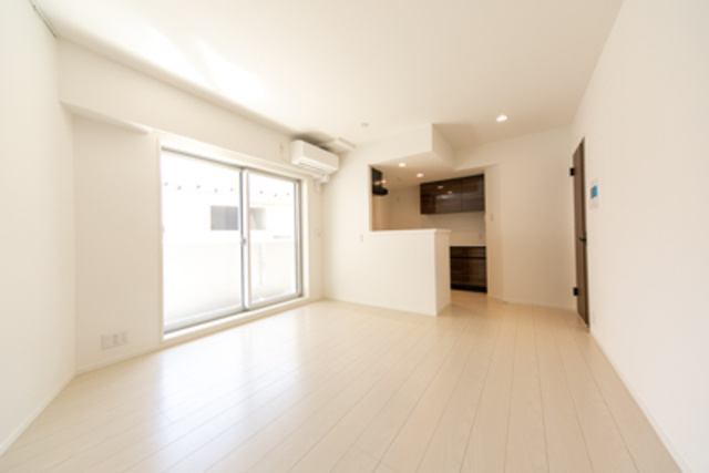 パークトトロス　０１の居間・リビング|※写真は同タイプ住戸です。