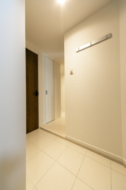 パークトトロス　０１の玄関|※写真は同タイプ住戸です。