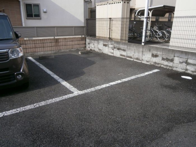 【駐車場】 | ファンテーヌ黒川