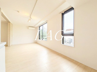 【居間・リビング】 | アレーロ大岡山Ⅱ | 洋室のお部屋です。