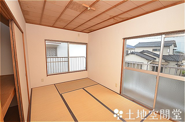 大平台戸建ての寝室|和室6.0帖