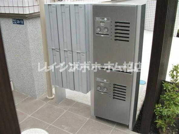 仲介手数料（賃料の1.10ヵ月）の50％OFF対象物件！のエントランス|建物の内部です
