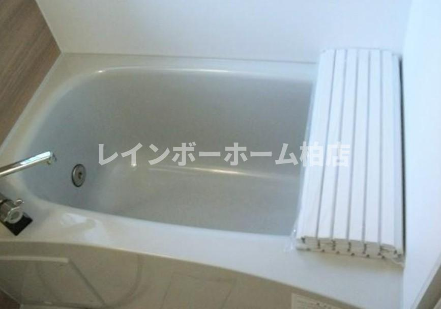 仲介手数料（賃料の1.10ヵ月）の50％OFF対象物件！の浴室|ゆったり過ごせるお風呂です