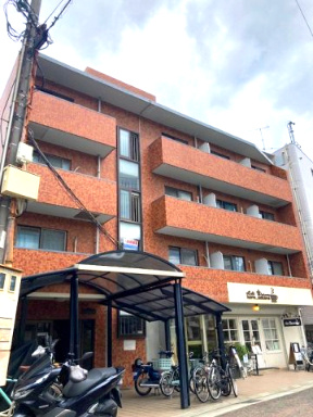 フルール岡本の外観