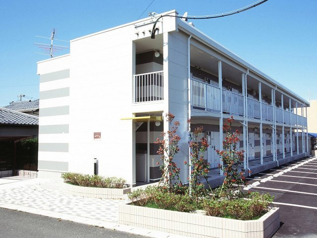 レオパレス若葉の外観